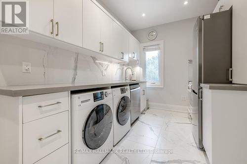 16 Tadcaster Place, Toronto (Banbury-Don Mills), ON - Indoor Photo Showing Laundry Room