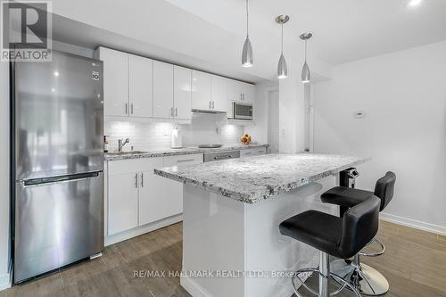 16 Tadcaster Place, Toronto (Banbury-Don Mills), ON - Indoor Photo Showing Kitchen With Upgraded Kitchen