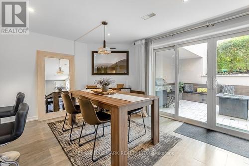 16 Tadcaster Place, Toronto, ON - Indoor Photo Showing Living Room