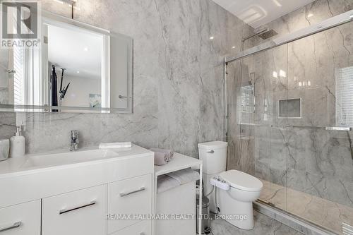 16 Tadcaster Place, Toronto (Banbury-Don Mills), ON - Indoor Photo Showing Bathroom