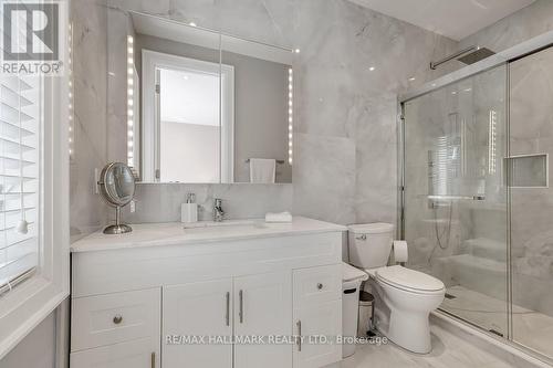 16 Tadcaster Place, Toronto (Banbury-Don Mills), ON - Indoor Photo Showing Bathroom