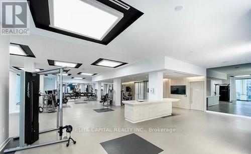 1707 - 99 Broadway Avenue, Toronto (Mount Pleasant West), ON - Indoor Photo Showing Gym Room