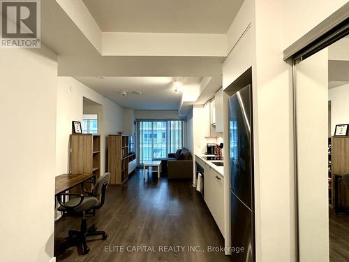 1707 - 99 Broadway Avenue, Toronto (Mount Pleasant West), ON - Indoor