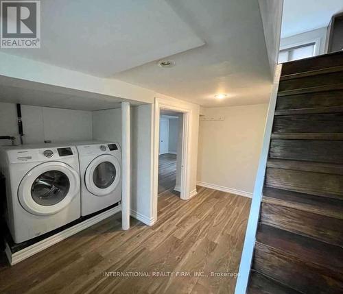 151 Richmond Street, Richmond Hill (Mill Pond), ON - Indoor Photo Showing Laundry Room