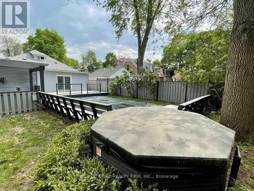 151 Richmond Street, Richmond Hill (Mill Pond), ON - Outdoor