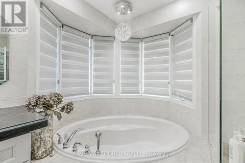 59 Dawnridge Trail, Brampton (Heart Lake West), ON - Indoor Photo Showing Bathroom