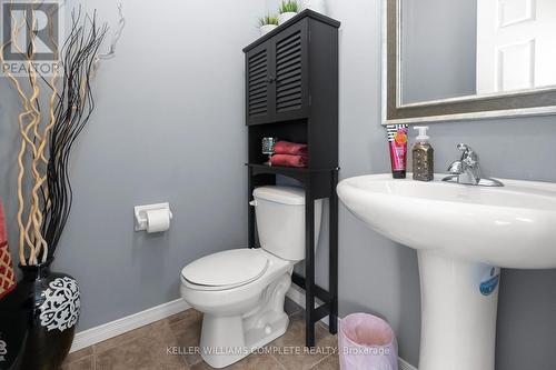 6 - 1328 Upper Sherman Avenue, Hamilton (Rushdale), ON - Indoor Photo Showing Bathroom