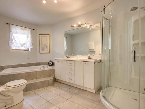 Ensuite bathroom - 44 Rue Adoncour, Longueuil (Le Vieux-Longueuil), QC 