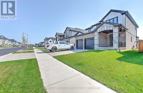 206 Winlow Way, Middlesex Centre (Komoka), ON - Outdoor With Facade