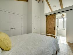 Master bedroom - 