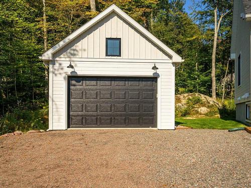 Garage - 142 Ch. Paquin, Sainte-Anne-Des-Lacs, QC - Outdoor With Exterior