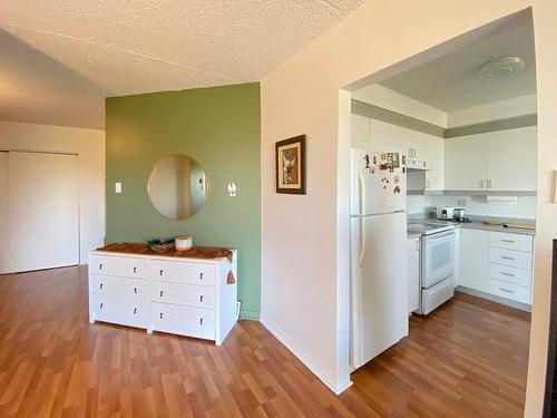 Autre - 601-3430 Ch. De Chambly, Longueuil (Le Vieux-Longueuil), QC - Indoor Photo Showing Kitchen