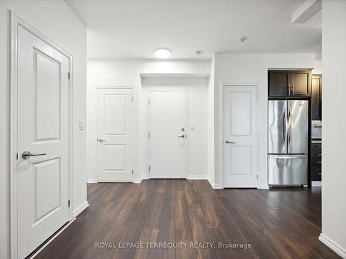 1222-400 Adelaide St E, Toronto, ON - Indoor Photo Showing Other Room