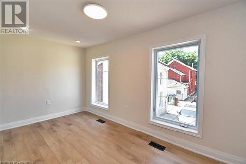 126 Evans Street, Hamilton, ON - Indoor Photo Showing Other Room