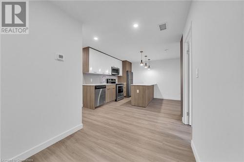 227 Market Street Unit# 1, Hamilton, ON - Indoor Photo Showing Kitchen