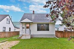 1146 Somerville AVE  Winnipeg, MB R3T 1B7