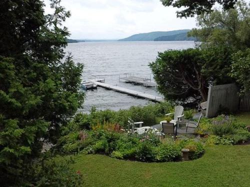 Waterfront - 4205 Ch. Magog, North Hatley, QC 