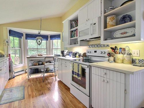 Kitchen - 4205 Ch. Magog, North Hatley, QC 