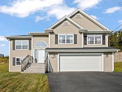 20 Plugmark Court  Middle Sackville, NS B4E 0E8