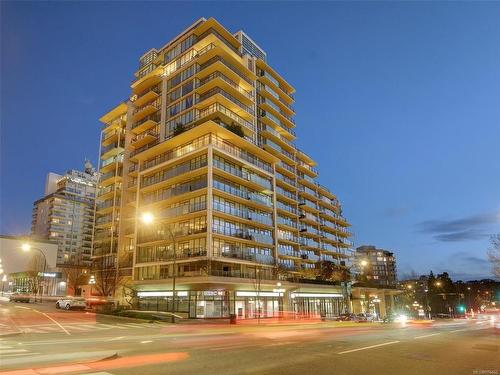 1606-707 Courtney St, Victoria, BC - Outdoor With Facade