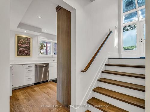 130 Three Valleys Dr, Toronto, ON - Indoor Photo Showing Other Room