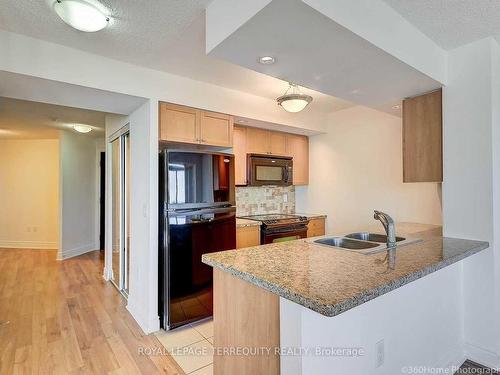 2229-500 Doris Ave, Toronto, ON - Indoor Photo Showing Kitchen With Double Sink