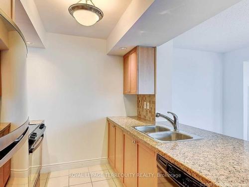 2229-500 Doris Ave, Toronto, ON - Indoor Photo Showing Kitchen With Double Sink