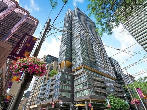 1003-8 Charlotte St, Toronto, ON - Outdoor With Balcony