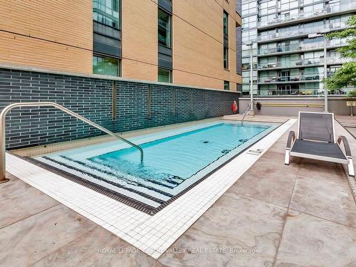 1003-8 Charlotte St, Toronto, ON - Outdoor With In Ground Pool