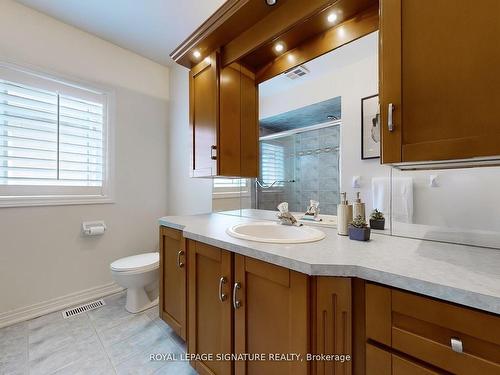 106 Forest Fountain Dr, Vaughan, ON - Indoor Photo Showing Bathroom