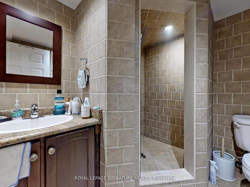 106 Forest Fountain Dr, Vaughan, ON - Indoor Photo Showing Bathroom