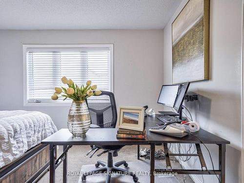 23 Barli Cres, Vaughan, ON - Indoor Photo Showing Office