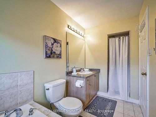 23 Barli Cres, Vaughan, ON - Indoor Photo Showing Bathroom