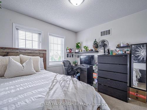 23 Barli Cres, Vaughan, ON - Indoor Photo Showing Bedroom