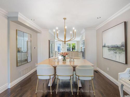 239 Westfield Tr, Oakville, ON - Indoor Photo Showing Dining Room