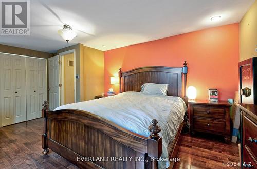 146 Thoms Crescent, Newmarket (Central Newmarket), ON - Indoor Photo Showing Bedroom