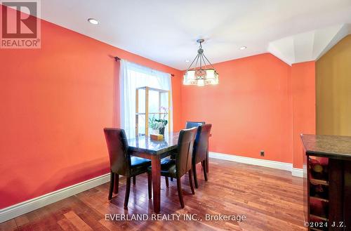 146 Thoms Crescent, Newmarket (Central Newmarket), ON - Indoor Photo Showing Dining Room