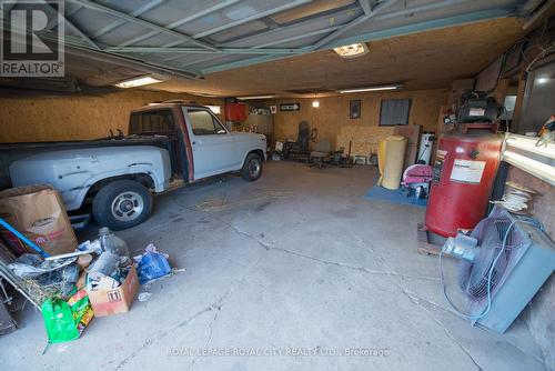 14 Industrial Street, Guelph (Two Rivers), ON - Indoor Photo Showing Garage