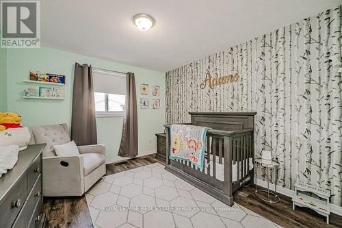 58 Dublin Drive, Hamilton, ON - Indoor Photo Showing Bedroom