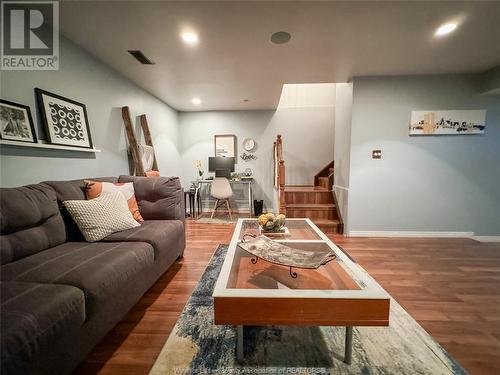 3084 Erindale, Windsor, ON - Indoor Photo Showing Living Room