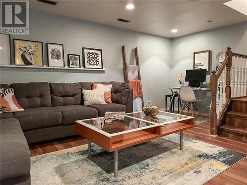 3084 Erindale, Windsor, ON - Indoor Photo Showing Living Room