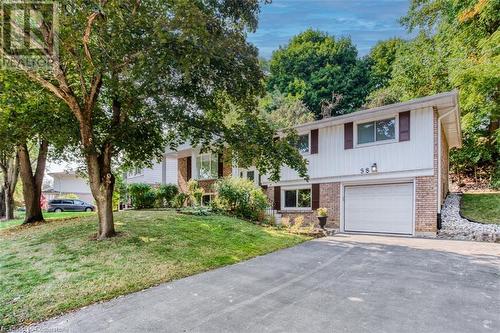 38 Robinhood Drive, Dundas, ON - Outdoor With Facade