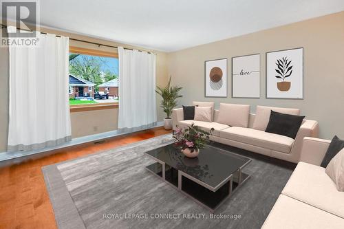 219 Greenwood Avenue, Oshawa, ON - Indoor Photo Showing Living Room