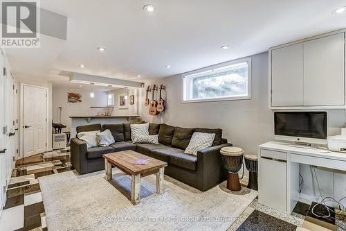 44 Varsity Road, Toronto (Lambton Baby Point), ON - Indoor Photo Showing Living Room