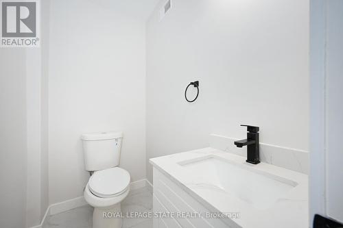 3 Holmstead Court, Brampton, ON - Indoor Photo Showing Bathroom