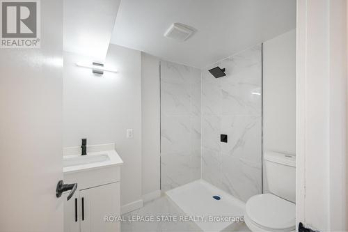 3 Holmstead Court, Brampton, ON - Indoor Photo Showing Bathroom