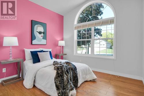 532 Carling Street, South Huron (Exeter), ON - Indoor Photo Showing Bedroom