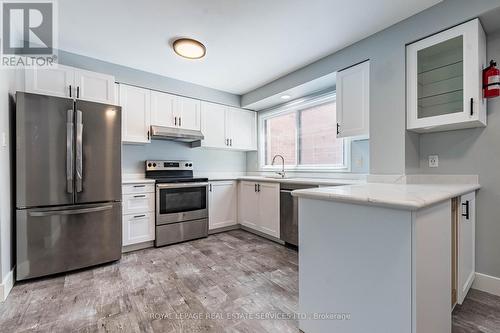 35 - 1855 Maple Ridge Drive, Mississauga (Rathwood), ON - Indoor Photo Showing Kitchen With Stainless Steel Kitchen