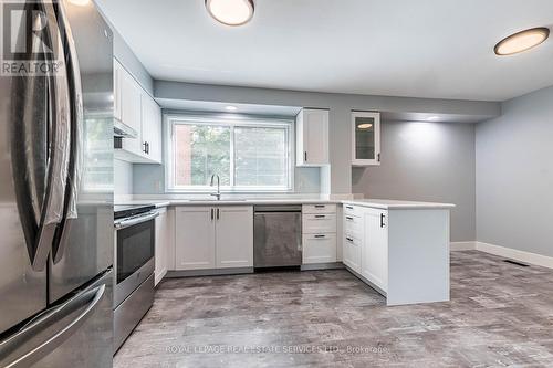 35 - 1855 Maple Ridge Drive, Mississauga (Rathwood), ON - Indoor Photo Showing Kitchen With Stainless Steel Kitchen With Upgraded Kitchen