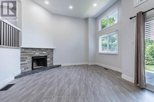 35 - 1855 Maple Ridge Drive, Mississauga (Rathwood), ON - Indoor With Fireplace